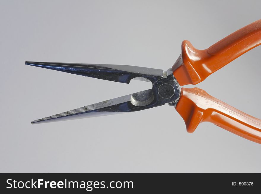 Needle-nosed Pliers 03