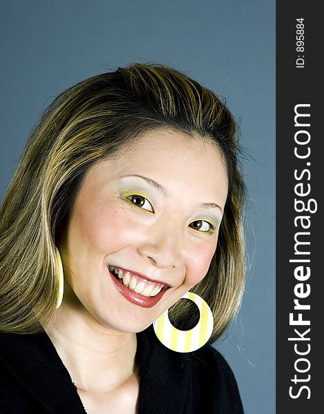 Headshot of a Japanese woman