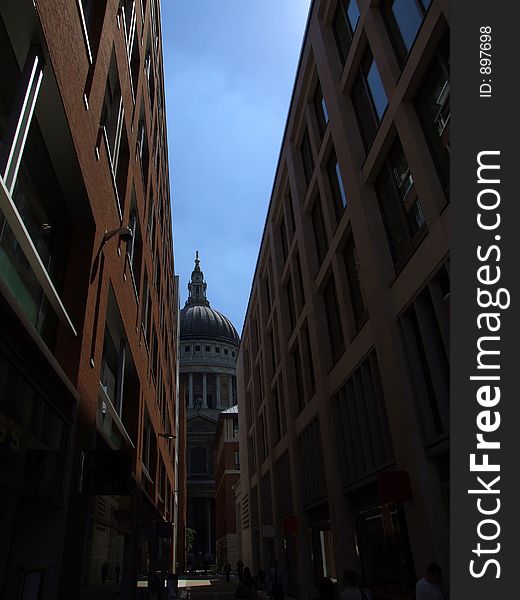 St Paul's Cathedral in central London. St Paul's Cathedral in central London.