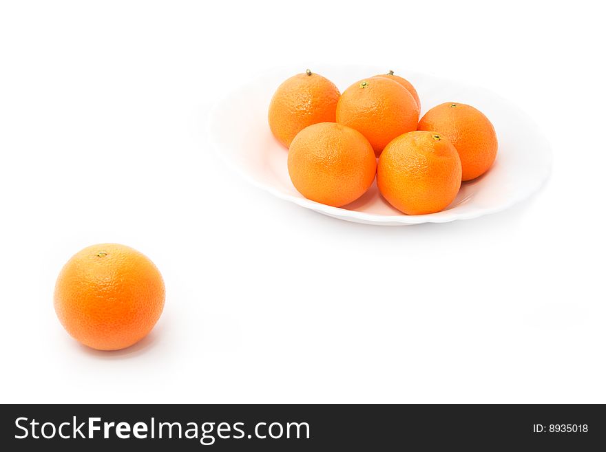 A special fruit: tangerine got out from common plate