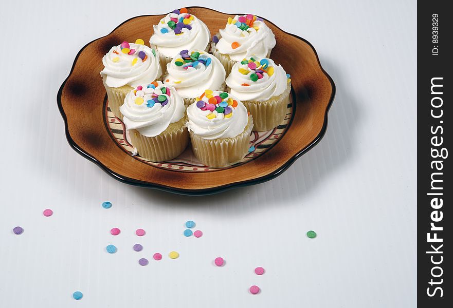 Sweet and fresh cup cakes for kids