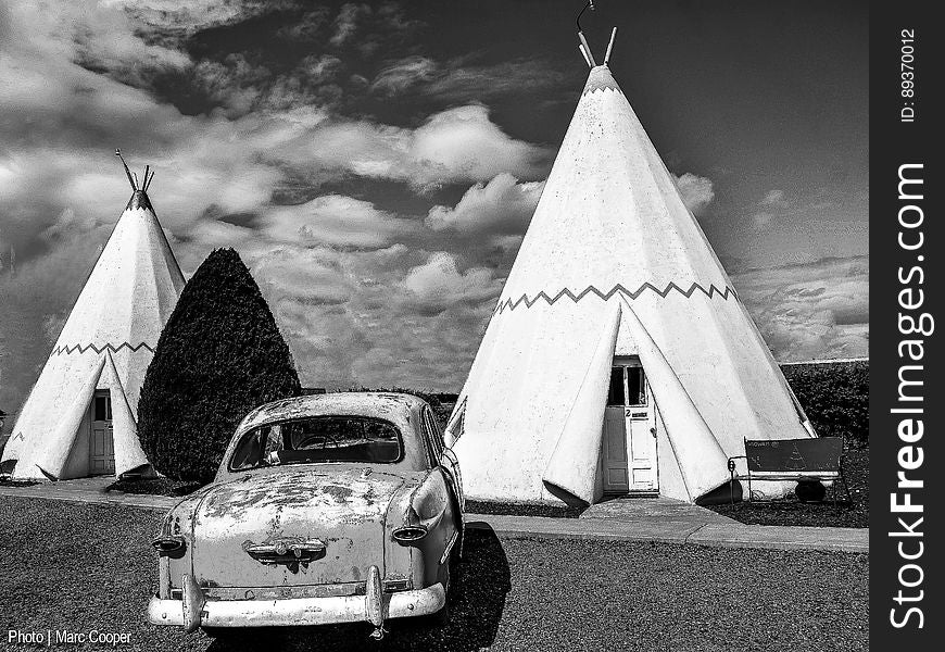 The world famous Wigwam Motel in Holbrook AZ. A major landmark of Route 66. Great place to spend a night/. The world famous Wigwam Motel in Holbrook AZ. A major landmark of Route 66. Great place to spend a night/