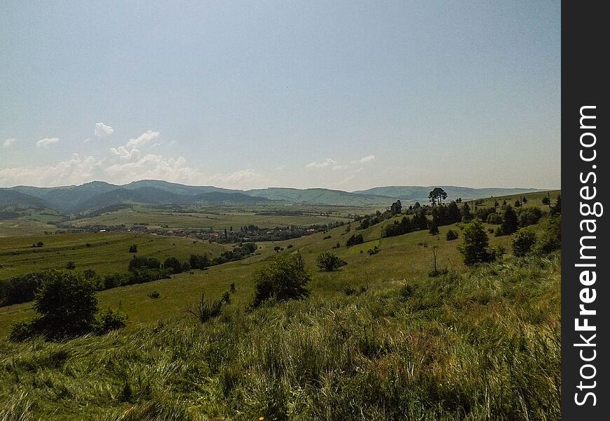 The Carpathian Mountains is a mountain range system from Europe,and making them the second-longest mountain range in Europe. The Carpathian Mountains is a mountain range system from Europe,and making them the second-longest mountain range in Europe.