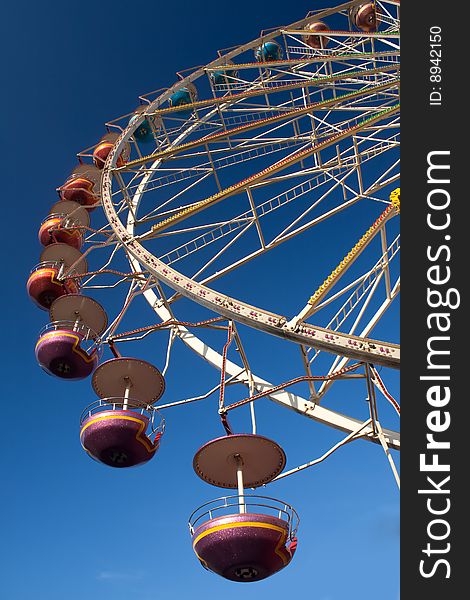 Ferris wheel, people having fun