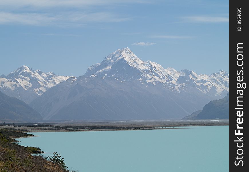 Lake Pukaki and Mt Cook