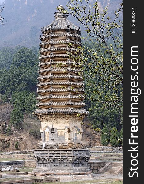 Buddhist tower is the tomb of the buddhist