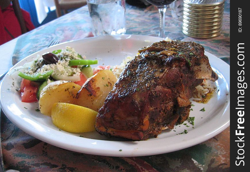 Great Greek Food At Maria&x27;s Taverna On 4th
