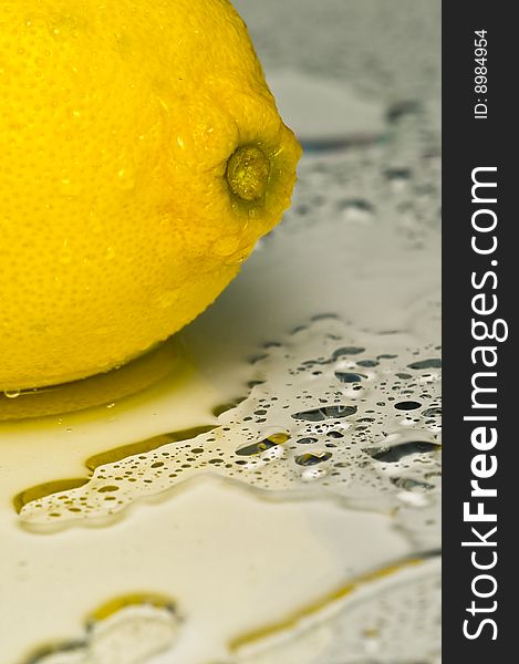 A wet lemon in summer time.