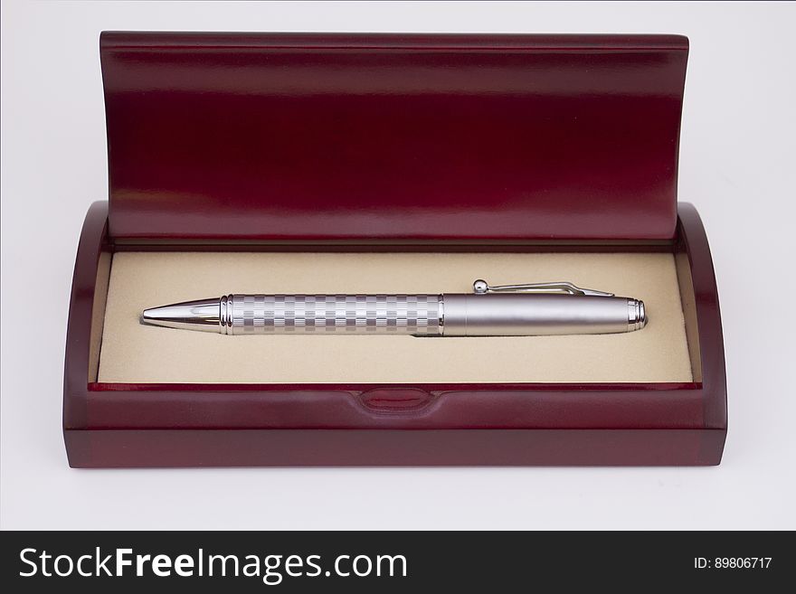 A luxury pen in a case.