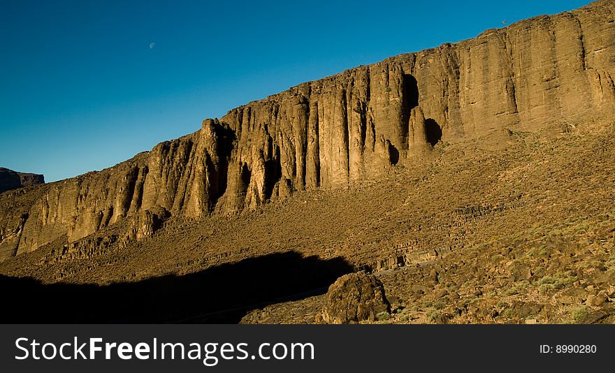 This photo was taken on the hiking trip of Morocco. This photo was taken on the hiking trip of Morocco