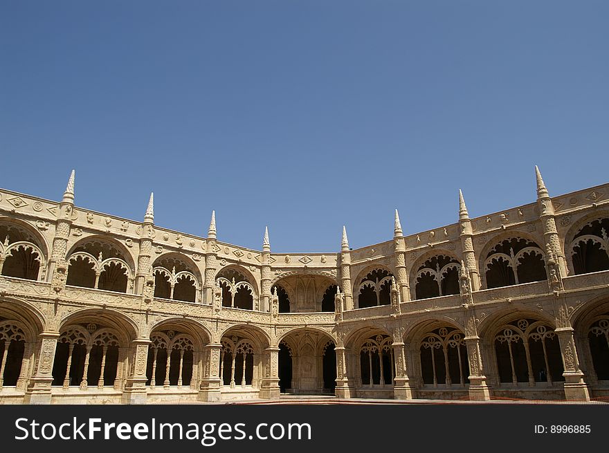 Arcades of Jerónimos  Monastery