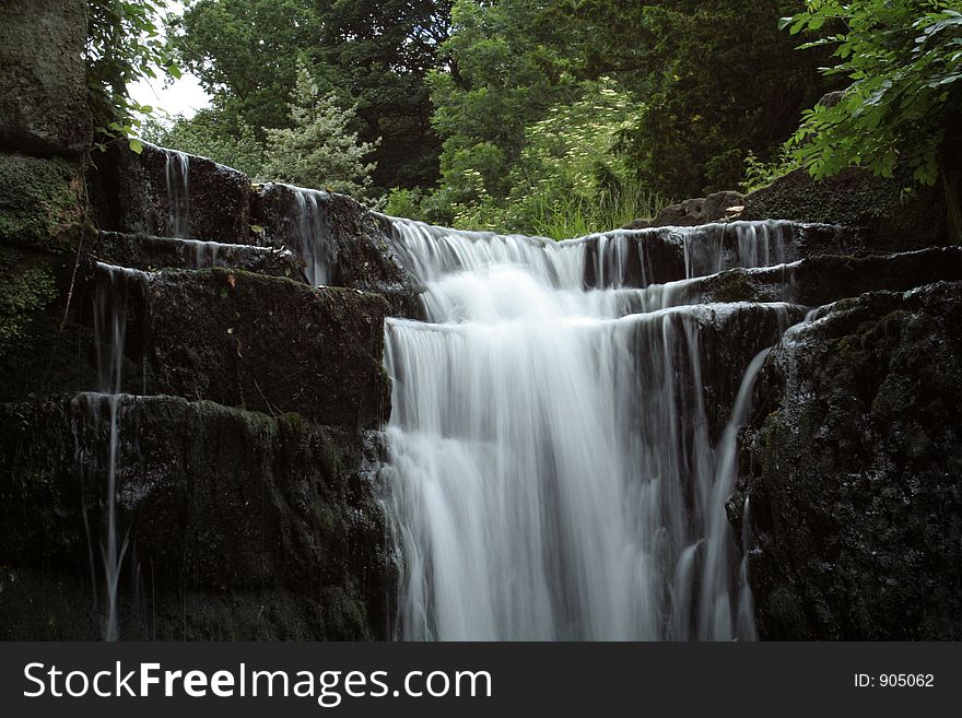 The power of the water over the rocks gives the appearance of silk softley falling down. The power of the water over the rocks gives the appearance of silk softley falling down