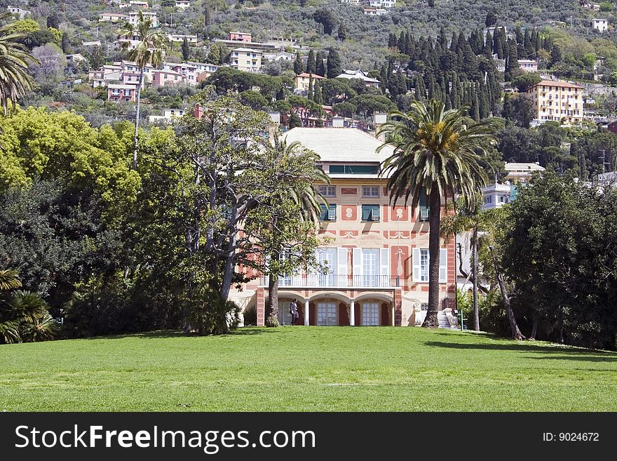 Beautiful old italian villa hermed in vegetation