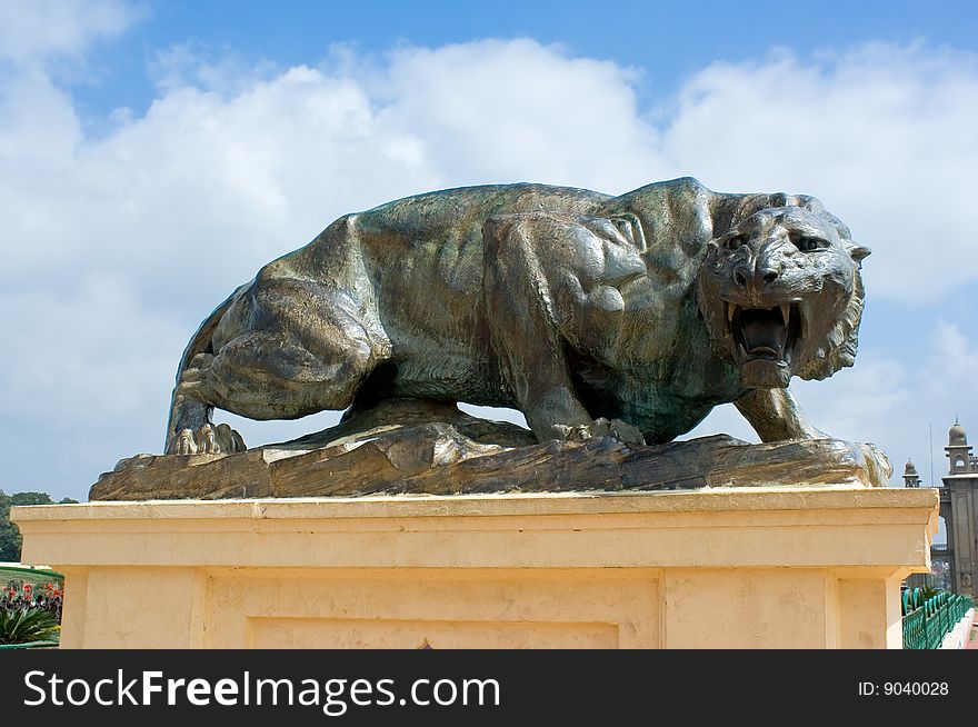 Detail in the garden of Mysore Palace