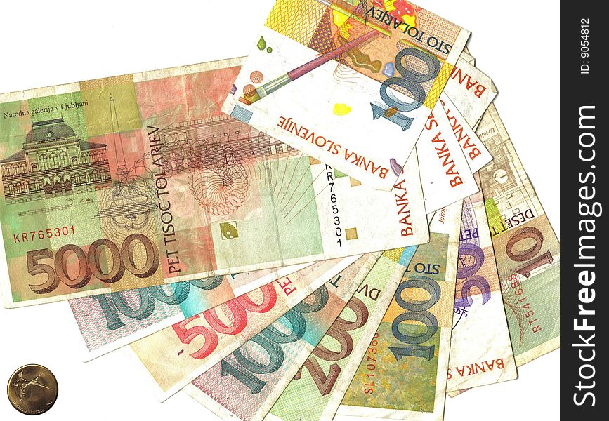 Range of slovenian notes off course