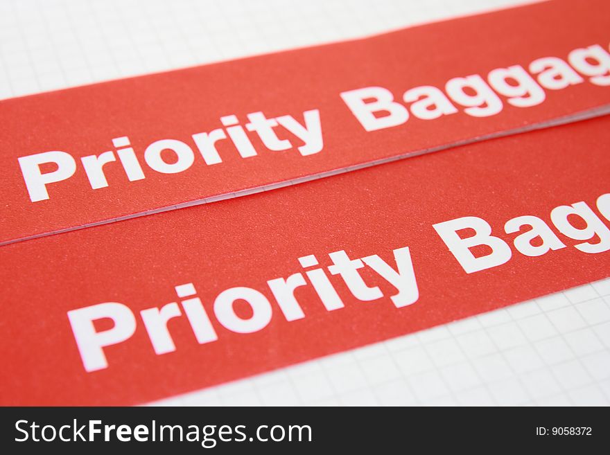 Red label priority for baggage