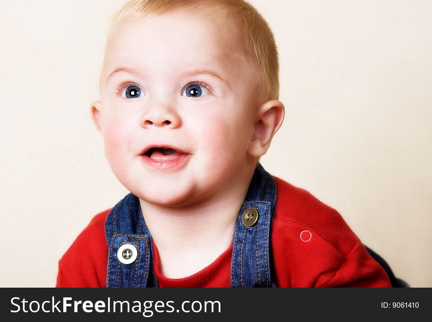 Head and Shoulders image of a blond baby boy