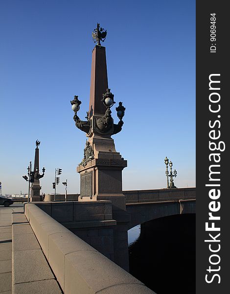 A column on the Troitskiy Bridge