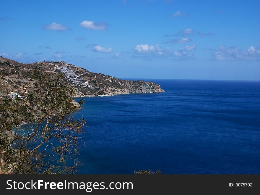 North Coast of Crete, Cliffs and coast