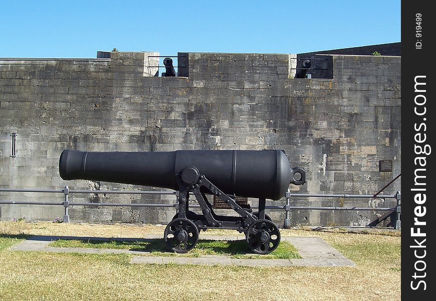 Cannon infront of castle