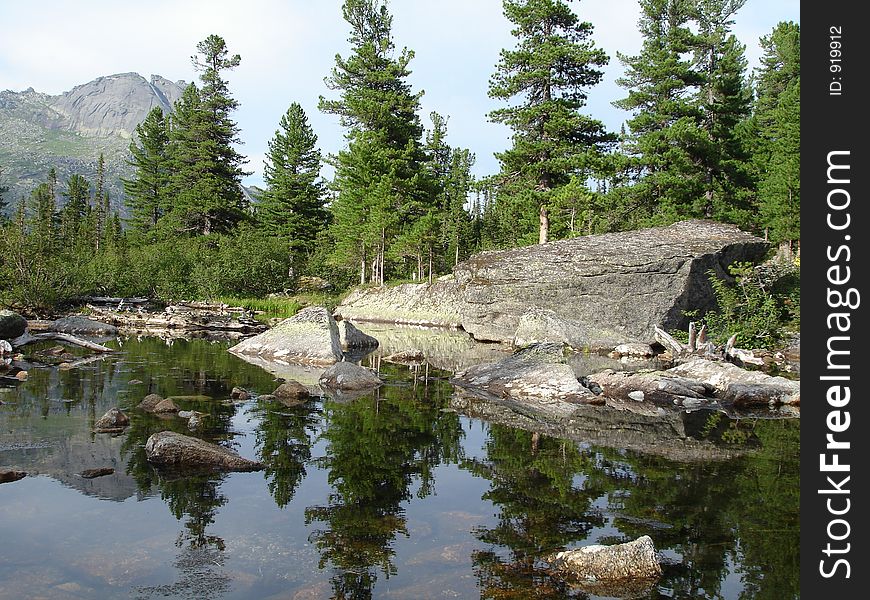 A lost lake with stone