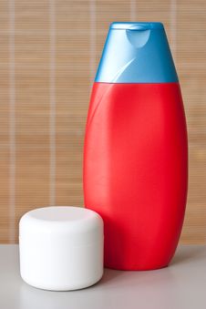 Bottles Of Shampoo Royalty Free Stock Photos Bottles Of Shampoo Royalty Free Stock Photos