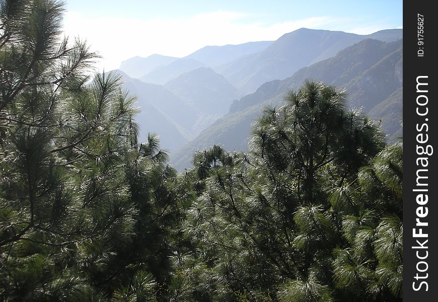 Una vista desde el Parque Ecológico Chipinque en San Pedro, Nuevo Leon.