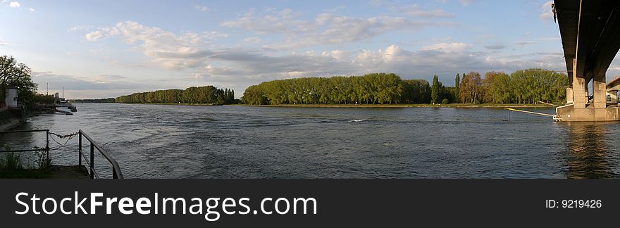 The river rhine near worms