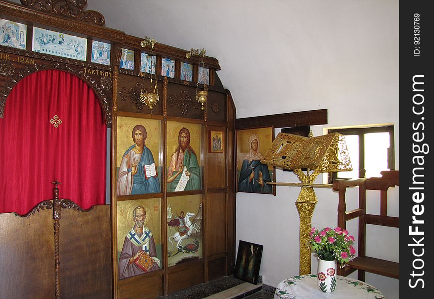 Chapel of the Holy Cross and St. Ambrosius. Chapel of the Holy Cross and St. Ambrosius