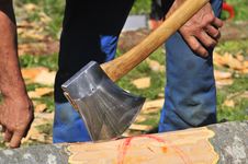 Free Axe In A Log Stock Photos - 9232723