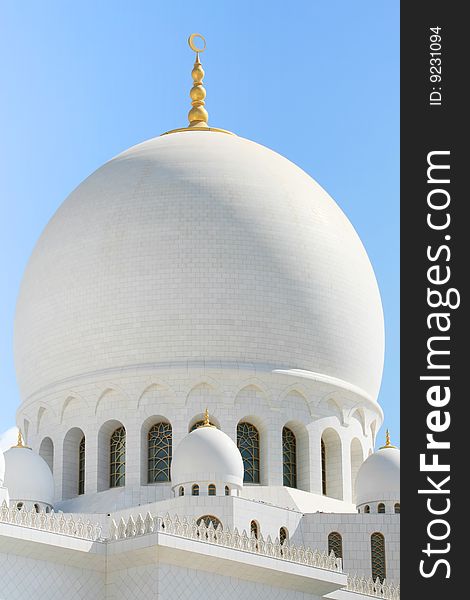 Close-up of white mosque detail in Abu Dhabi