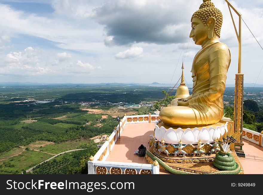 It took 1237 steps to reach the mountain top with this statue of buddha