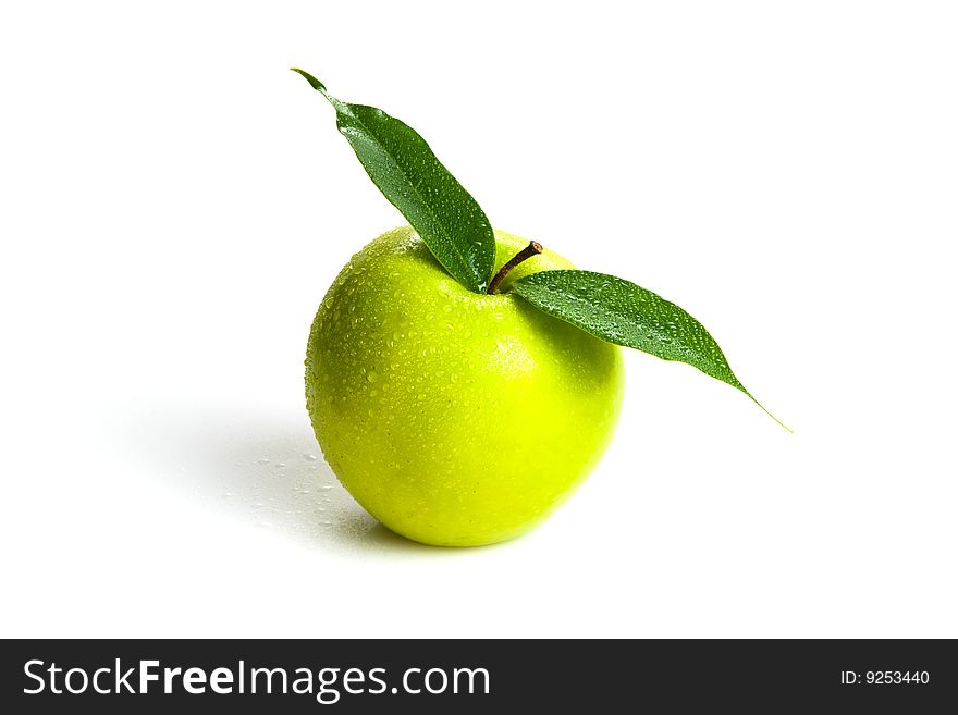 Green apple, isolated on white