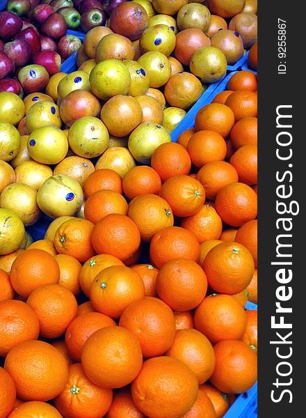 lots of colors at the fruit market