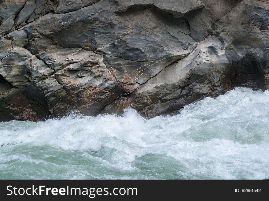 Water, Water resources, Fluvial landforms of streams, Bedrock, Coastal and oceanic landforms, Watercourse