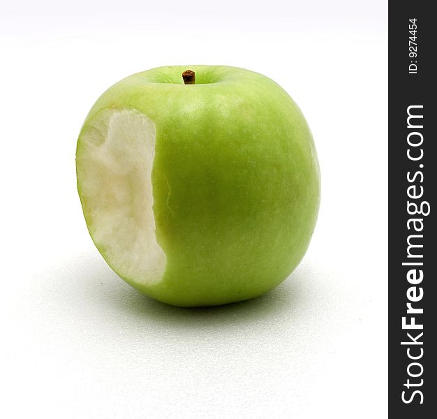 Fresh apple with leaves, isolated