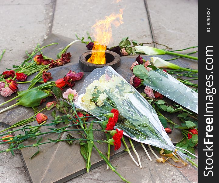 Eternal flame for remember nine may victory