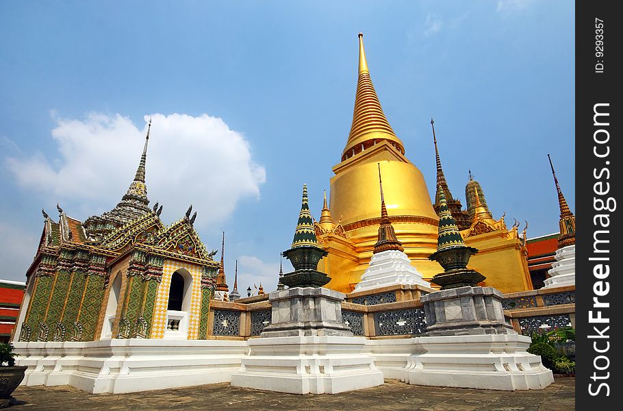 Grand palace temple bangkok thailand