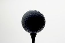 Golfball On Tee Stock Photography