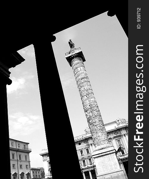 Colonna Antonina in Piazza Colonna