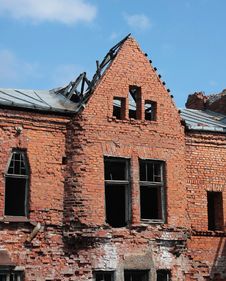 Brick Destroyed Wall Royalty Free Stock Images Brick Destroyed Wall Royalty Free Stock Images