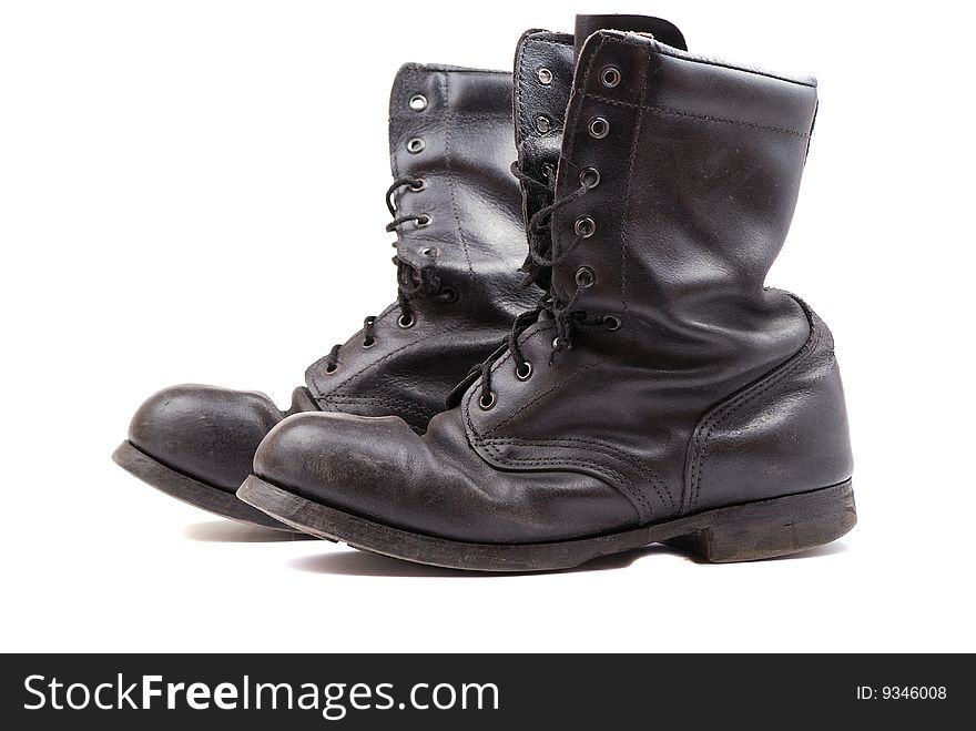 Rough leather footwear for work and productive leisure. Protection of feet in difficult conditions.