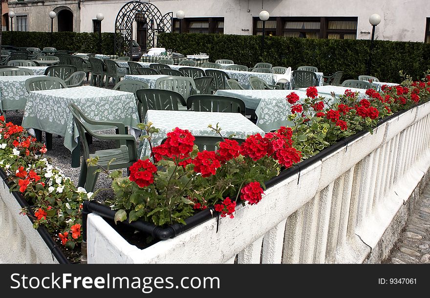 Restaurant with outdoor pots of flowers