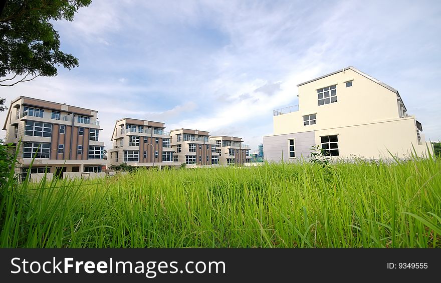 Newly developed luxury private houses for sale. Newly developed luxury private houses for sale