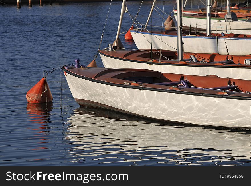 Anchoring training boats in marina