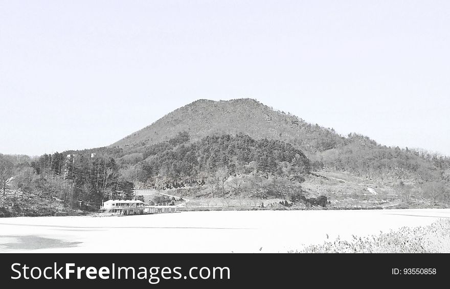 Sky, Water Resources, Plant, Mountain