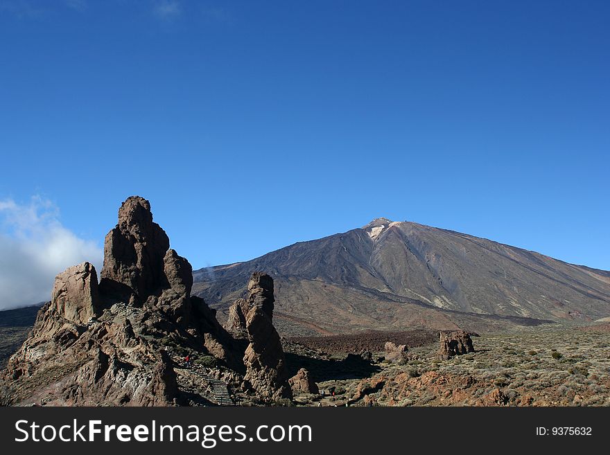 Cinchado rock of Los Roques de Garcia and Teide volcano (Tenerife)