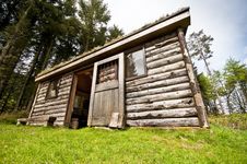 Log Cabin In Woods Stock Images