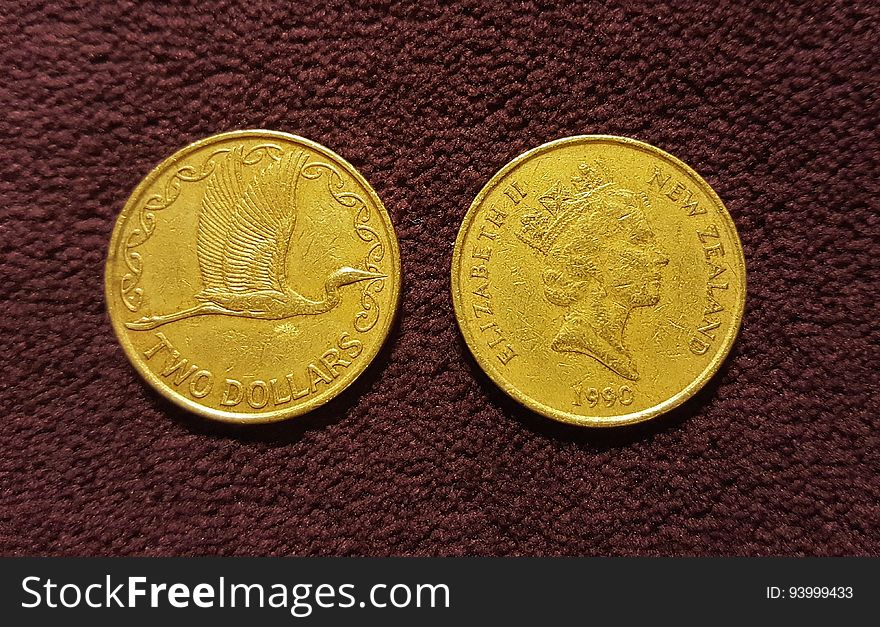 Gold Elizabeth New Zealand 1990 Coin