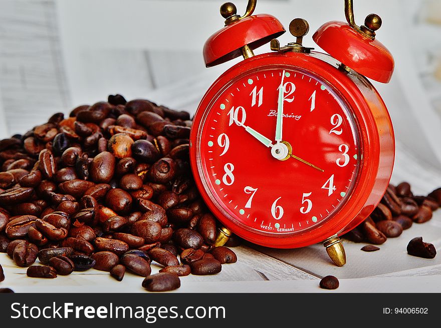 Coffee Break, Break, Alarm Clock